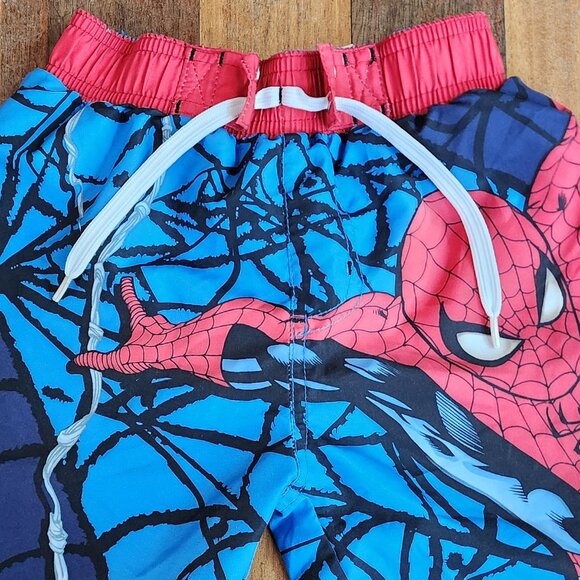 Marvel Spiderman Kids Swimsuit Trunks Size 4/5 - Picture 2 of 8